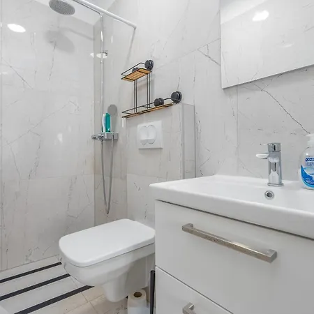 شقة 2 Bedroom Beautiful In