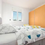 Apartment 2 Bedroom Beautiful In Zadar