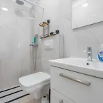 Apartment 2 Bedroom Amazing In