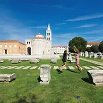 Apartamento 2 Bedroom Amazing In *